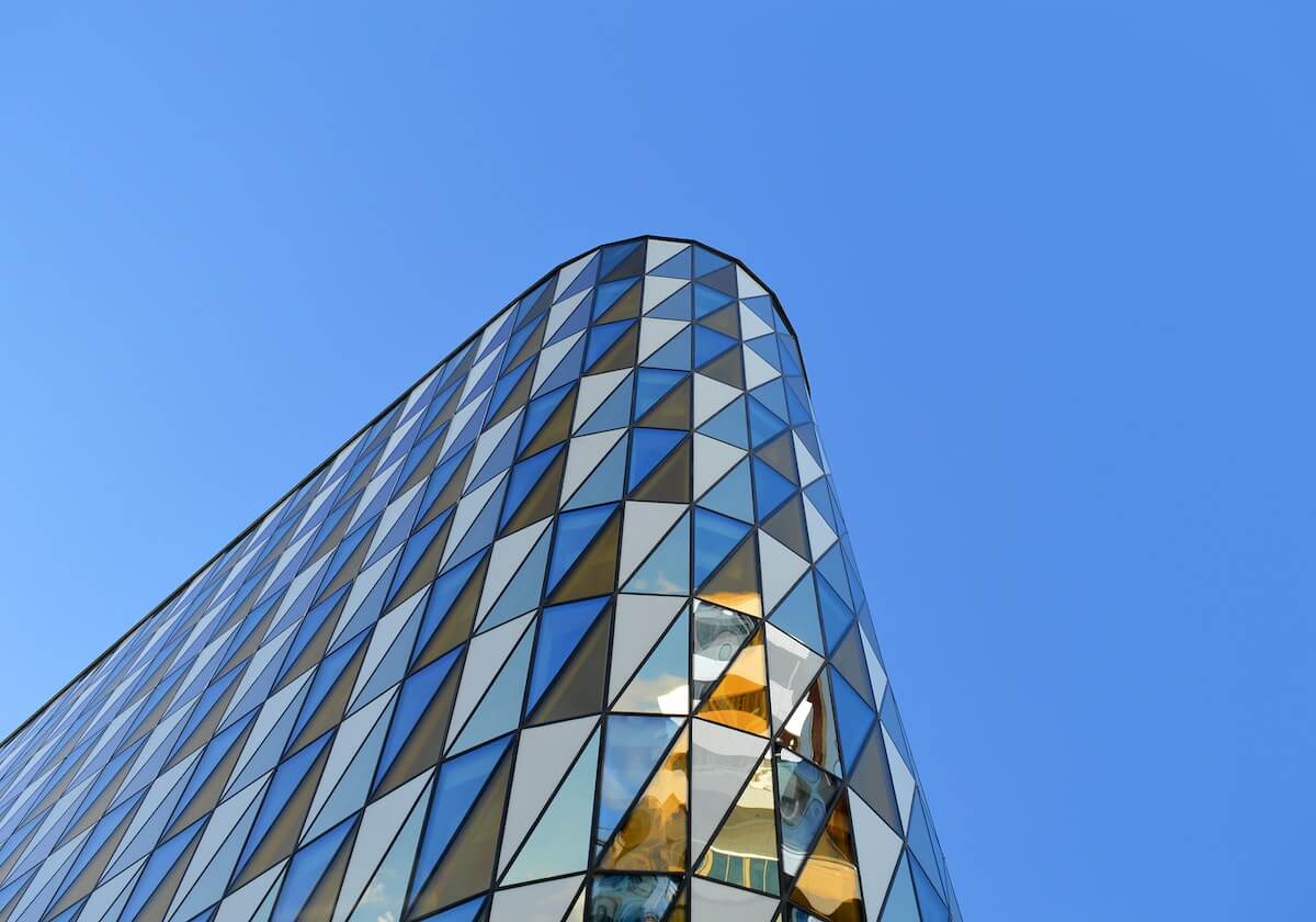 五大联赛投注-詹姆斯成都行冒雨问好球迷:你好成都 I love you!