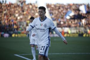 注册特权-意媒:都灵正与国米谈阿斯拉尼,国米要价1500万欧