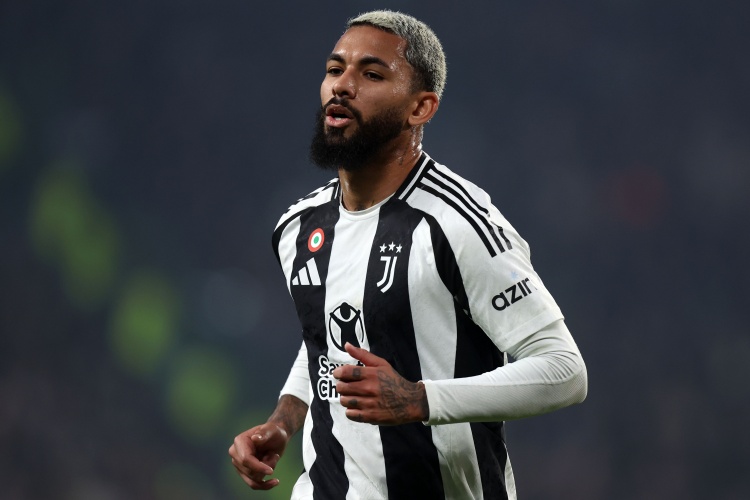 记者:两家英超俱乐部有意道格拉斯-路易斯,森林已和尤文谈判