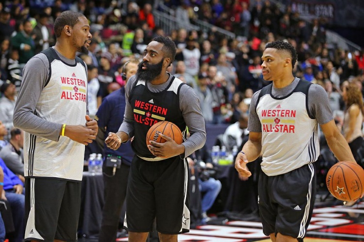 哈登评最佳队友阵容:威少+欧文+自己+杜兰特+恩比德