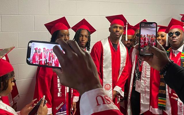 德甲直播-离校十七年后保罗终于毕业，人生新篇章将就此开启